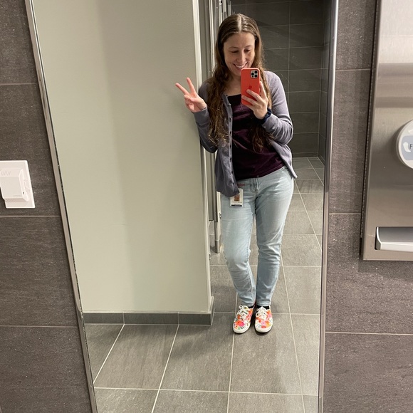 Meet your Posher, Savannah - Picture 17 of 17